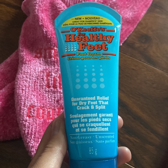 Juicy couture socks and foot cream bundle - Picture 4 of 5
